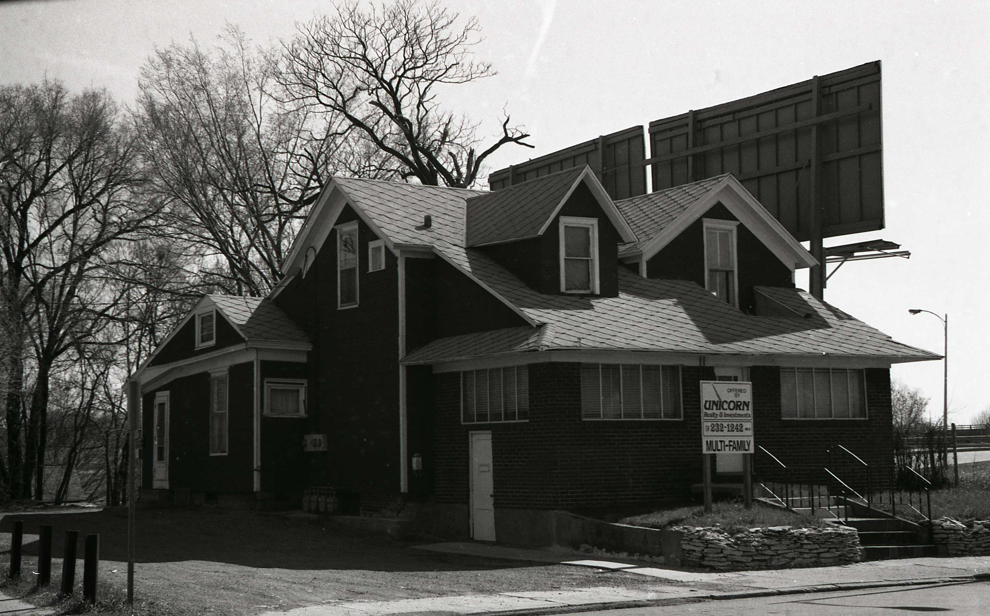 771 Lincolnway East